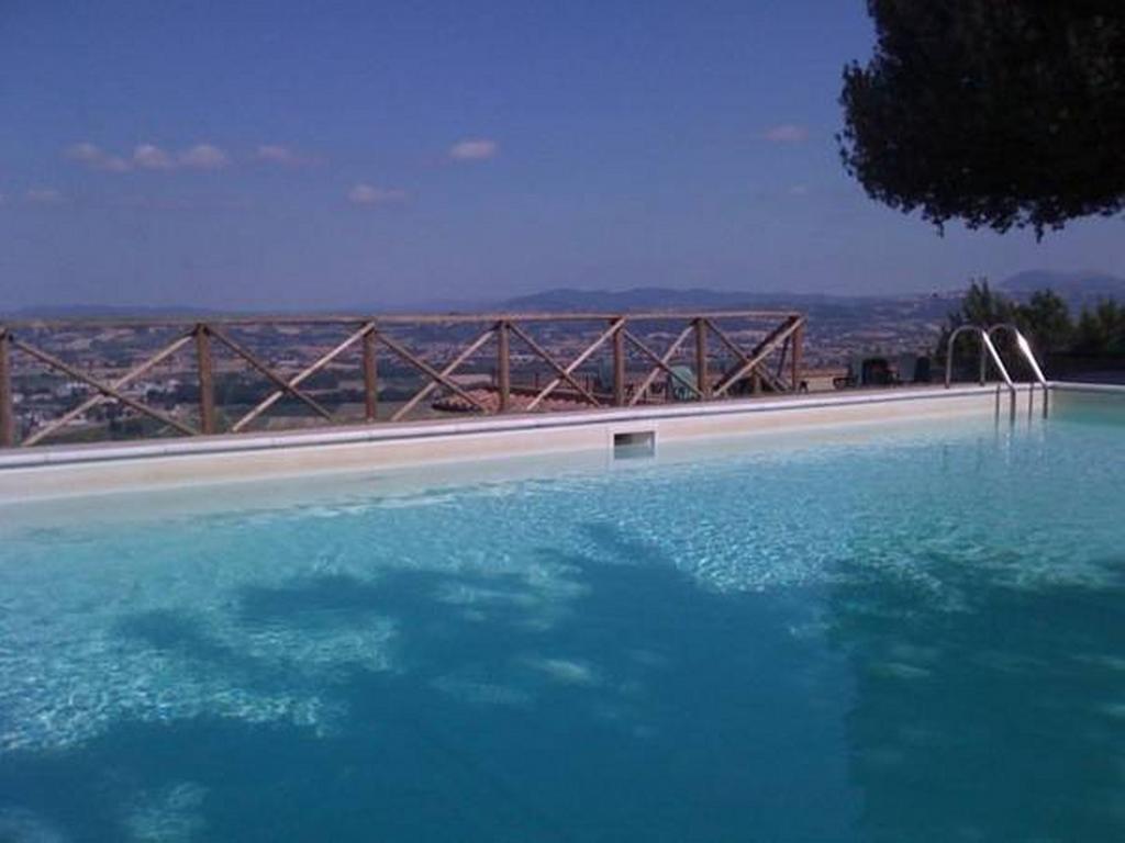 Il Poggio Delle Ginestre Guest House Torgiano Bagian luar foto