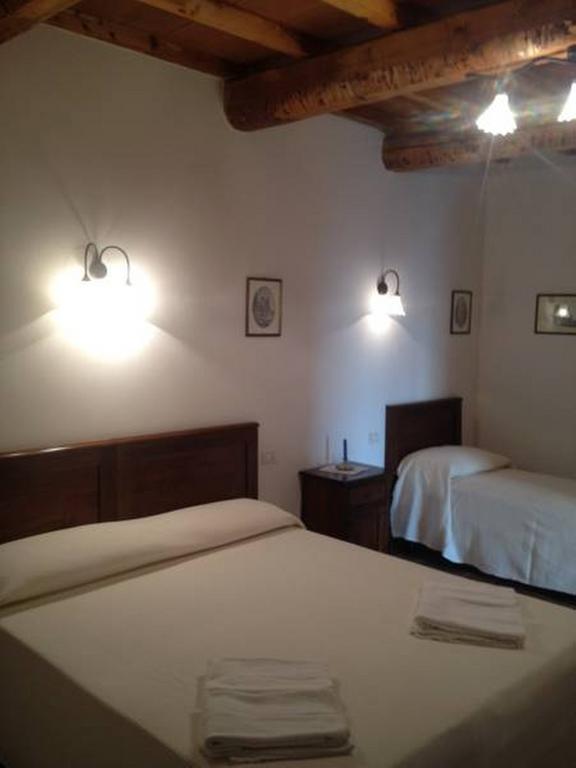 Il Poggio Delle Ginestre Guest House Torgiano Bagian luar foto